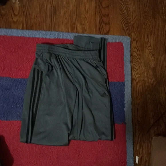 Adidas gray sweatpants NWOT size L youth boys - Picture 4 of 4
